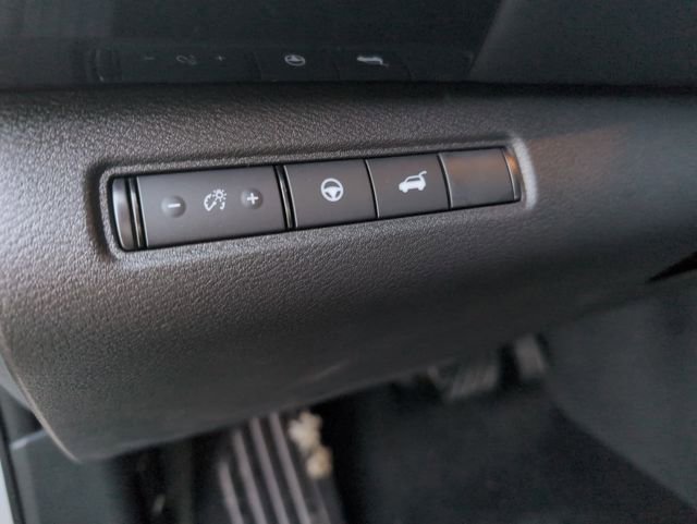 New 2025 Nissan Pathfinder SV w/ Black Appearance Package image 17