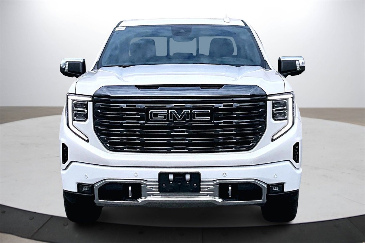 Used 2023 GMC Sierra 1500 Denali Ultimate image 3