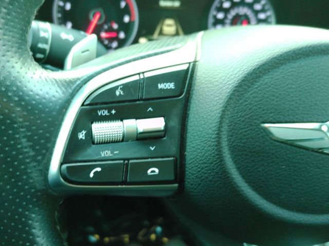 Used 2020 Genesis G70 2.0T image 38