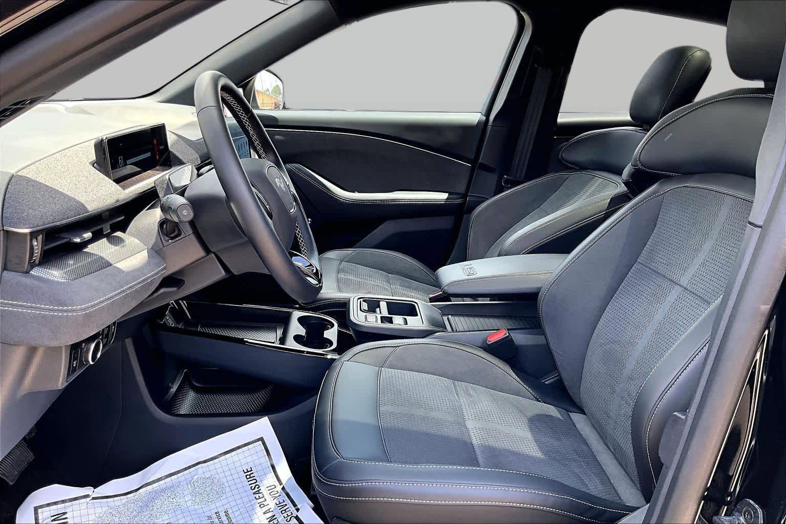 Used 2025 Ford Mustang Mach-E GT AWD/4WD image 11