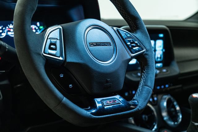 Used 2018 Chevrolet Camaro SS RWD image 24