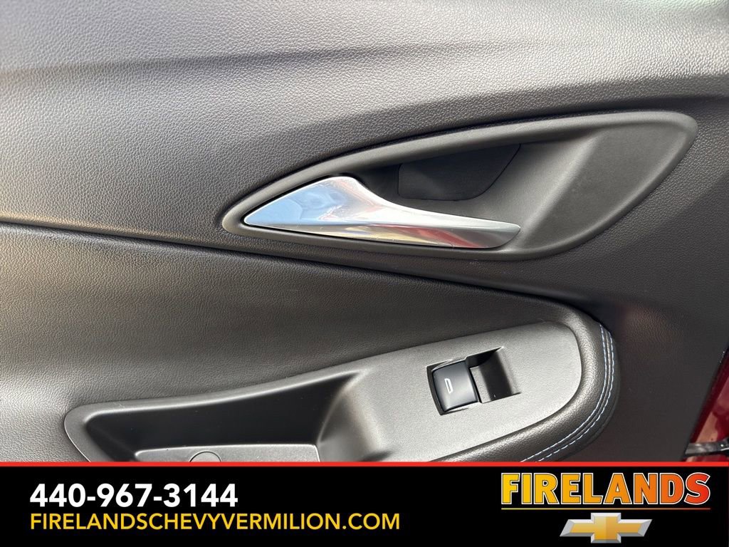 Used 2025 Buick Encore GX Sport Touring FWD image 37