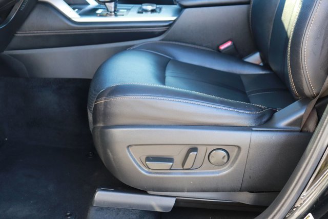 Used 2025 MAZDA CX-70 3.3 Turbo w/ Preferred Package image 9