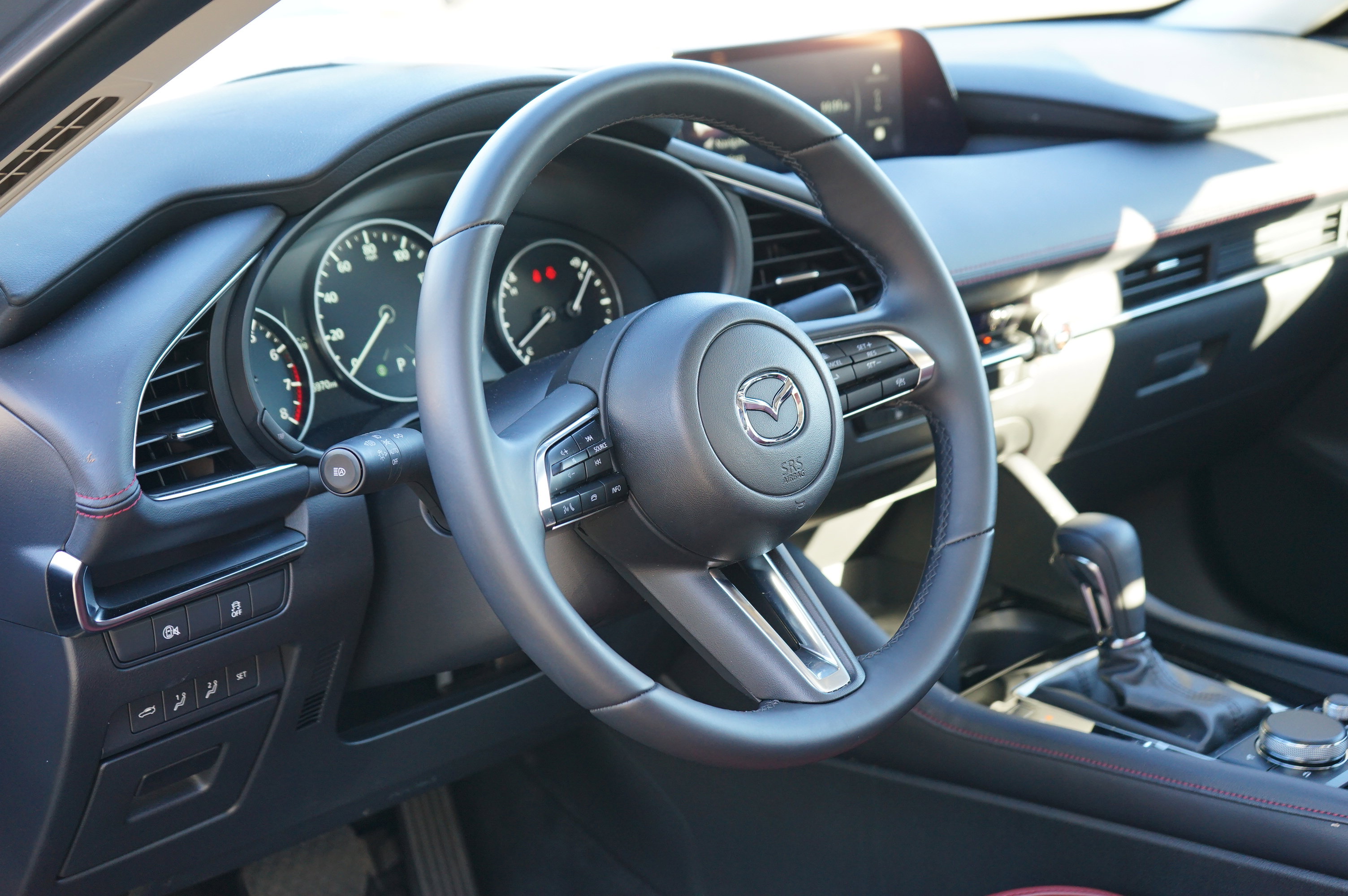 Certified 2025 MAZDA MAZDA3 s image 14