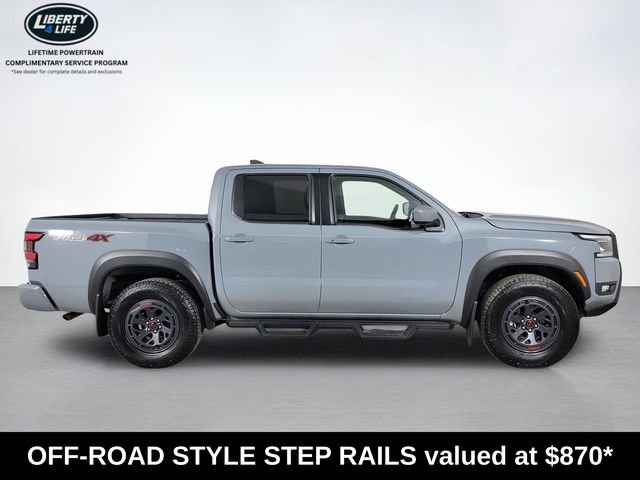Used 2025 Nissan Frontier PRO-4X AWD/4WD image 2