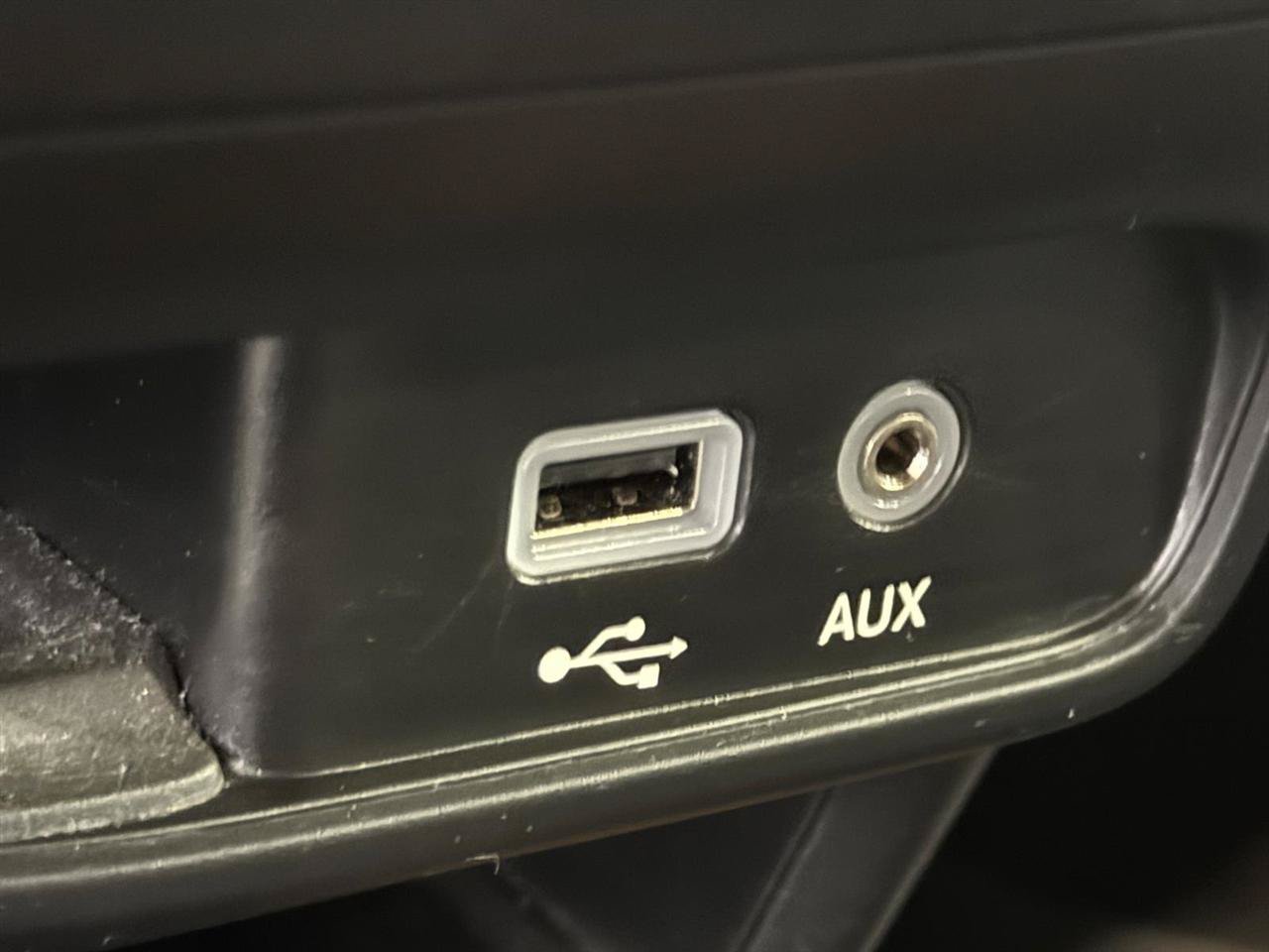 Used 2018 Chrysler Pacifica Touring Plus w/ S Appearance Package FWD image 21