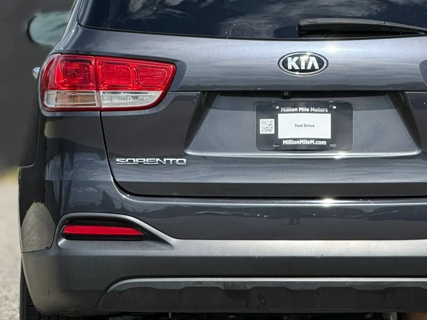 Used 2017 Kia Sorento AWD image 13