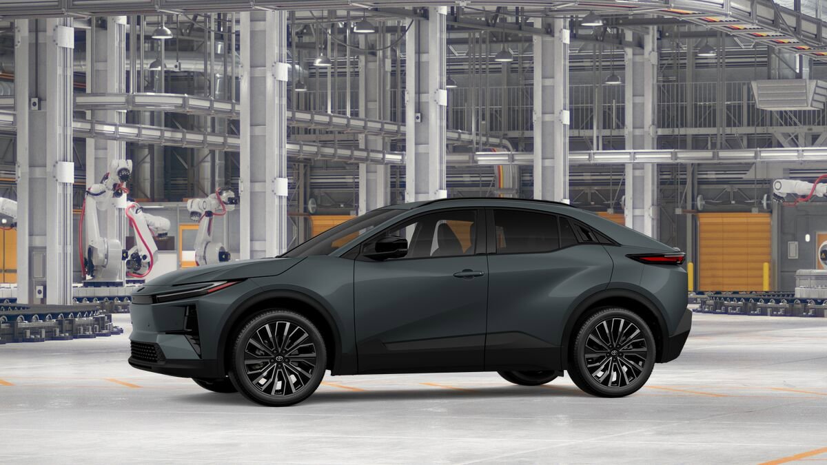 New 2026 Toyota C-HR image 3