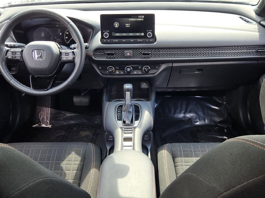 Certified 2023 Honda HR-V Sport image 12