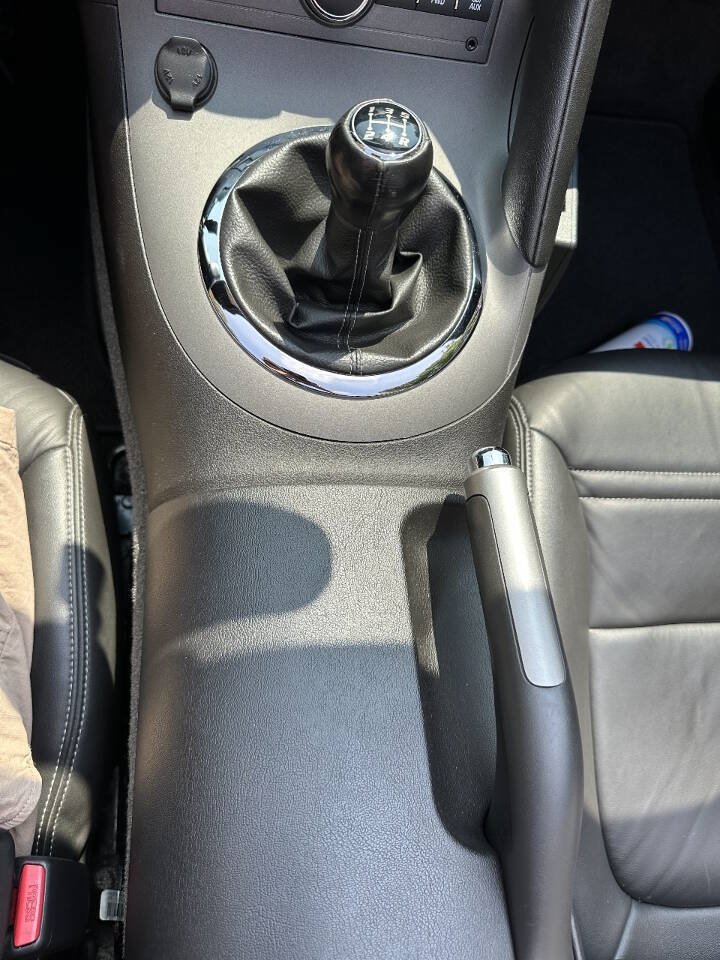 Used 2006 Pontiac Solstice Convertible w/ Premium Package RWD image 27