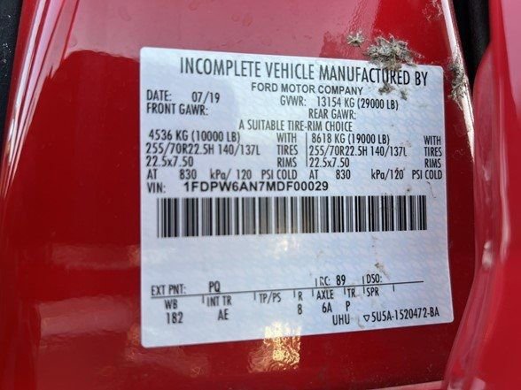 Used 2021 Ford F650 2WD Crew Cab Super Duty image 31