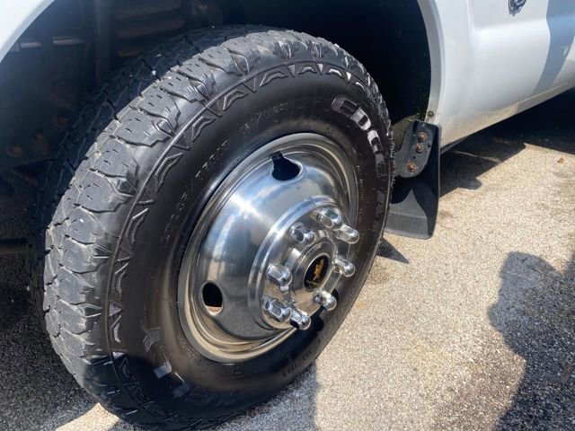 Used 2011 Ford F350 XL w/ XL Value Pkg image 3