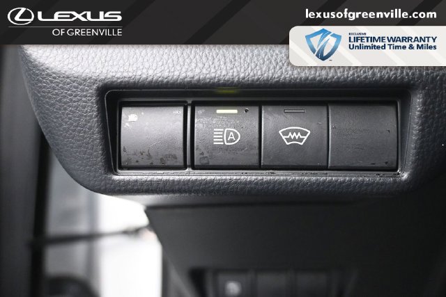 Used 2023 Toyota Prius LE FWD image 15