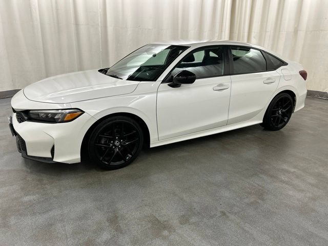 Used 2025 Honda Civic Sport image 2