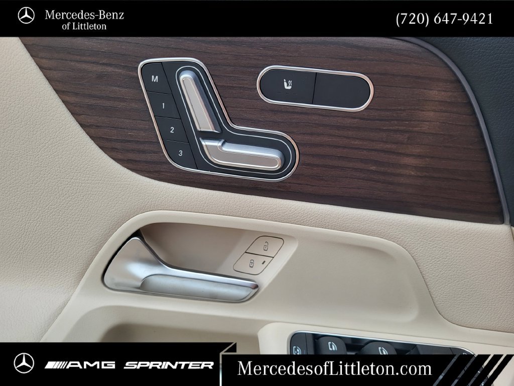 New 2026 Mercedes-Benz GLB 250 4MATIC image 23