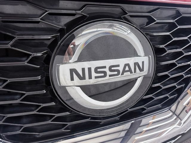 Used 2021 Nissan Rogue Sport SV FWD image 11