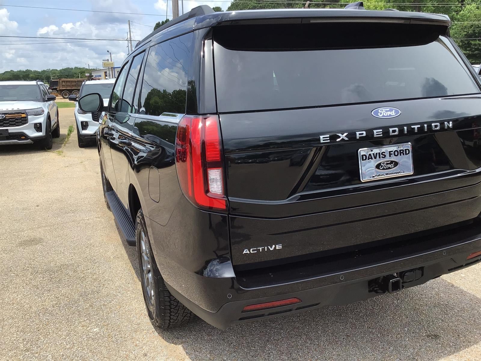 New 2026 Ford Expedition Active RWD image 11