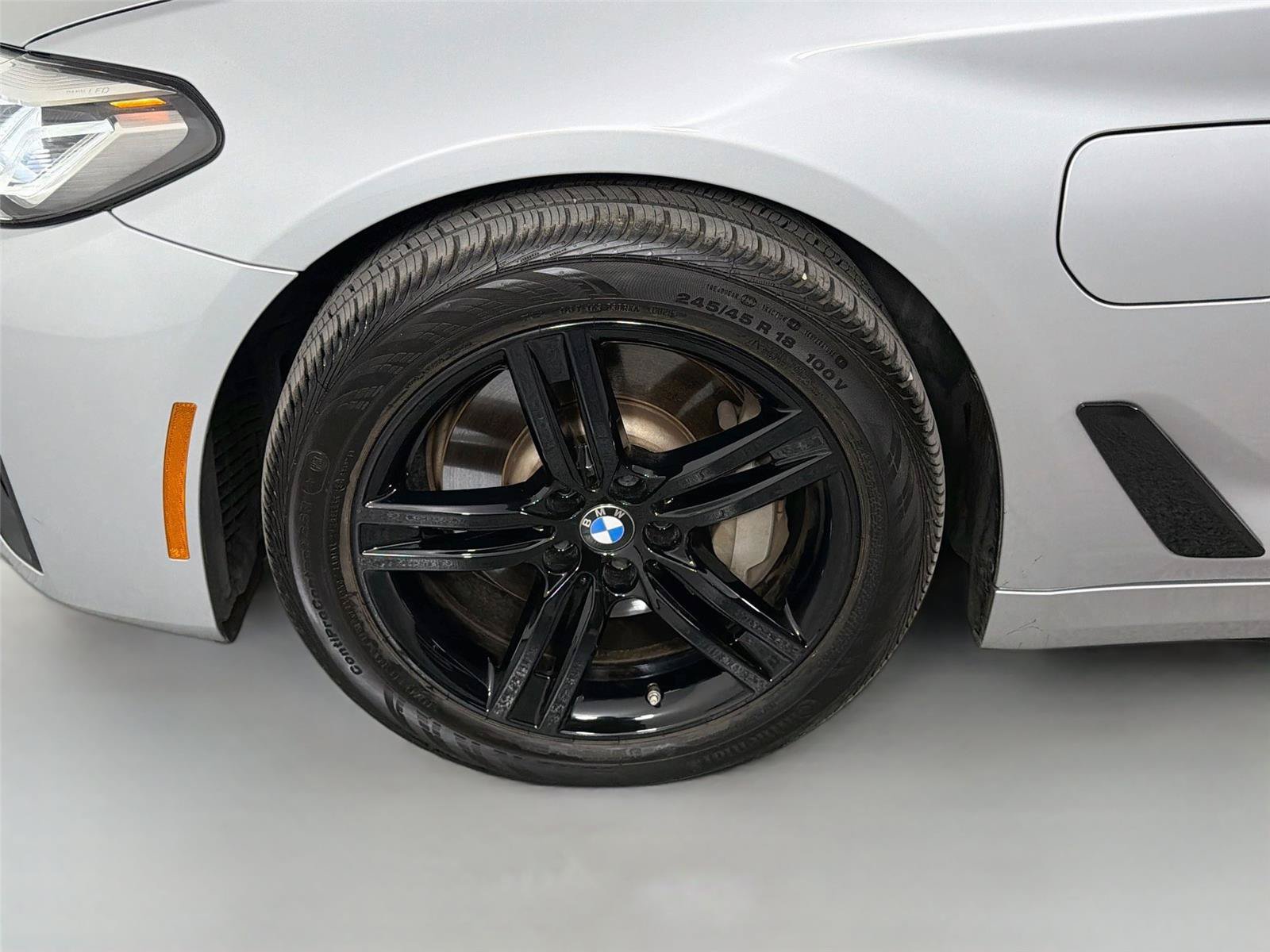 Used 2021 BMW 530e w/ Convenience Package RWD image 31