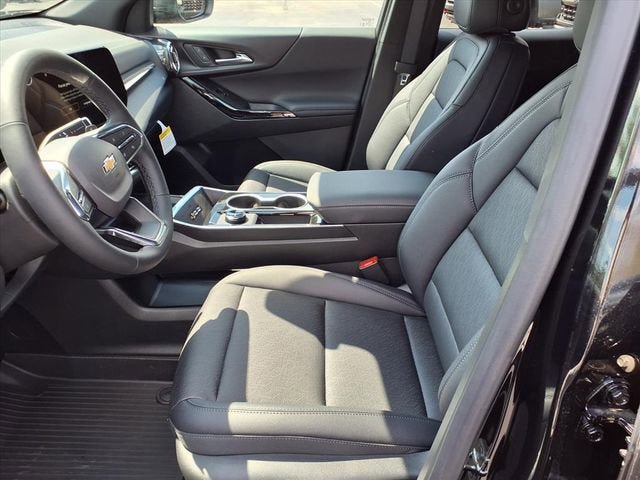 New 2026 Chevrolet Equinox LT w/ Convenience Package II FWD image 7
