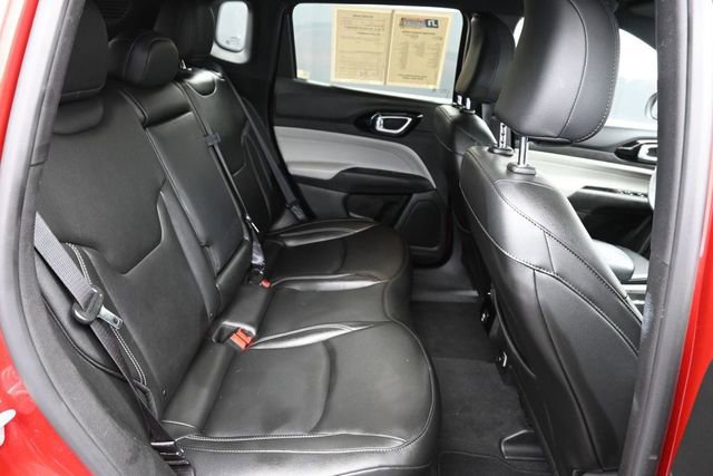 Used 2025 Jeep Compass Limited AWD/4WD image 33