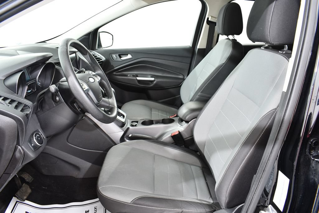 Used 2016 Ford Escape SE w/ Equipment Group 201A AWD/4WD image 6