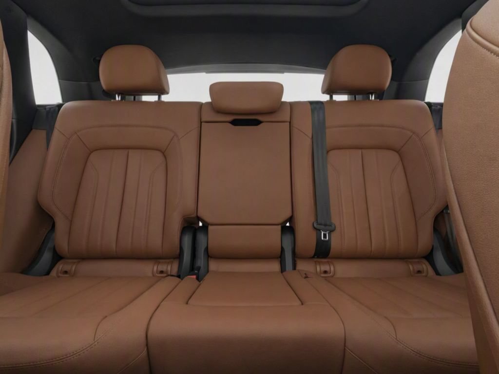 Used 2023 Audi Q5 2.0T Premium Plus w/ Premium Plus Package AWD/4WD image 26