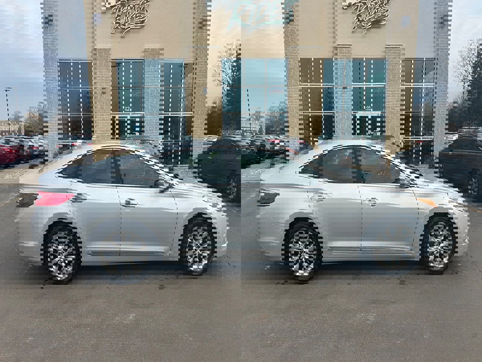 Used 2012 Hyundai Azera