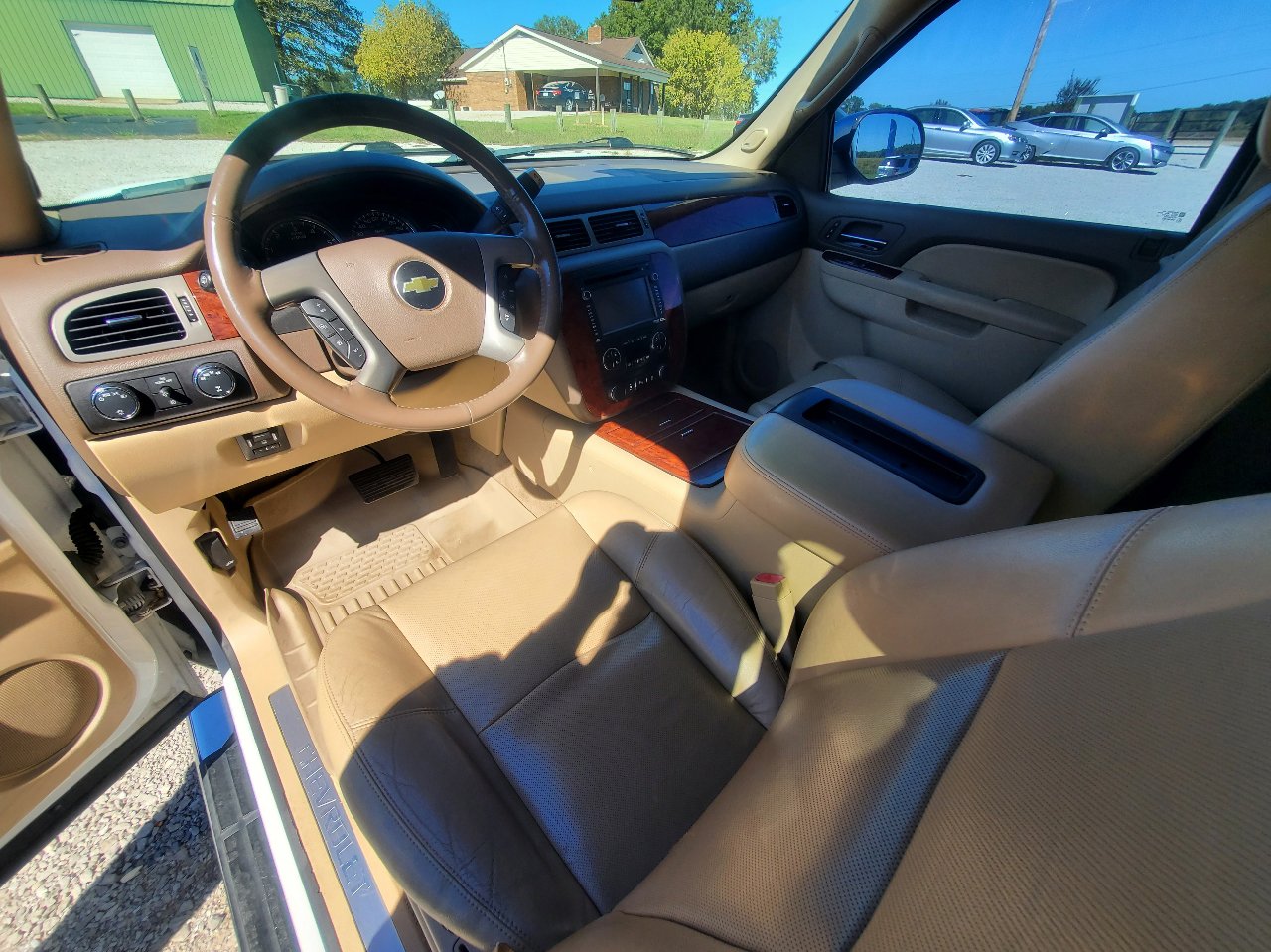 Used 2013 Chevrolet Tahoe LTZ image 15