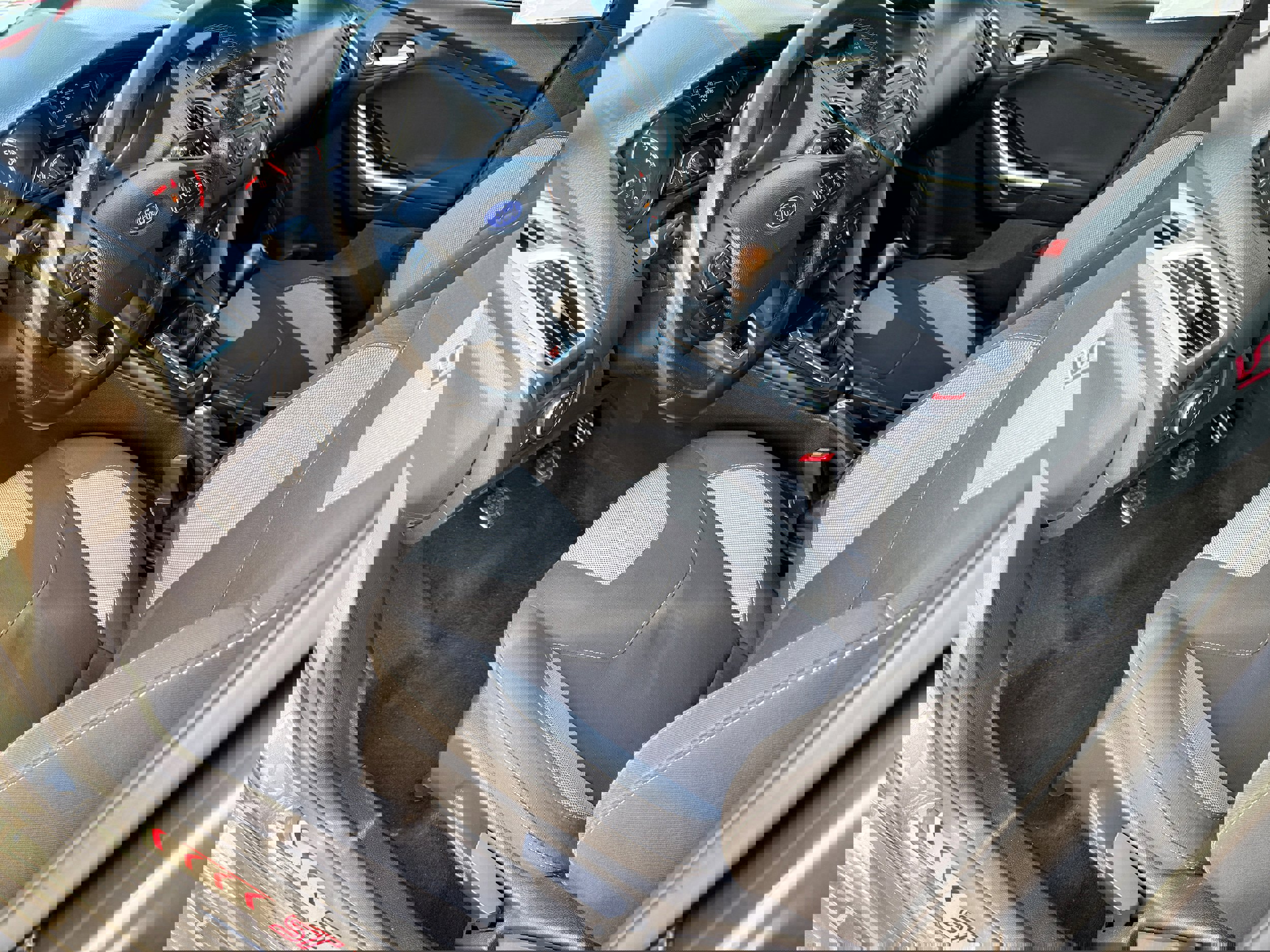 Used 2016 Ford Focus ST image 12