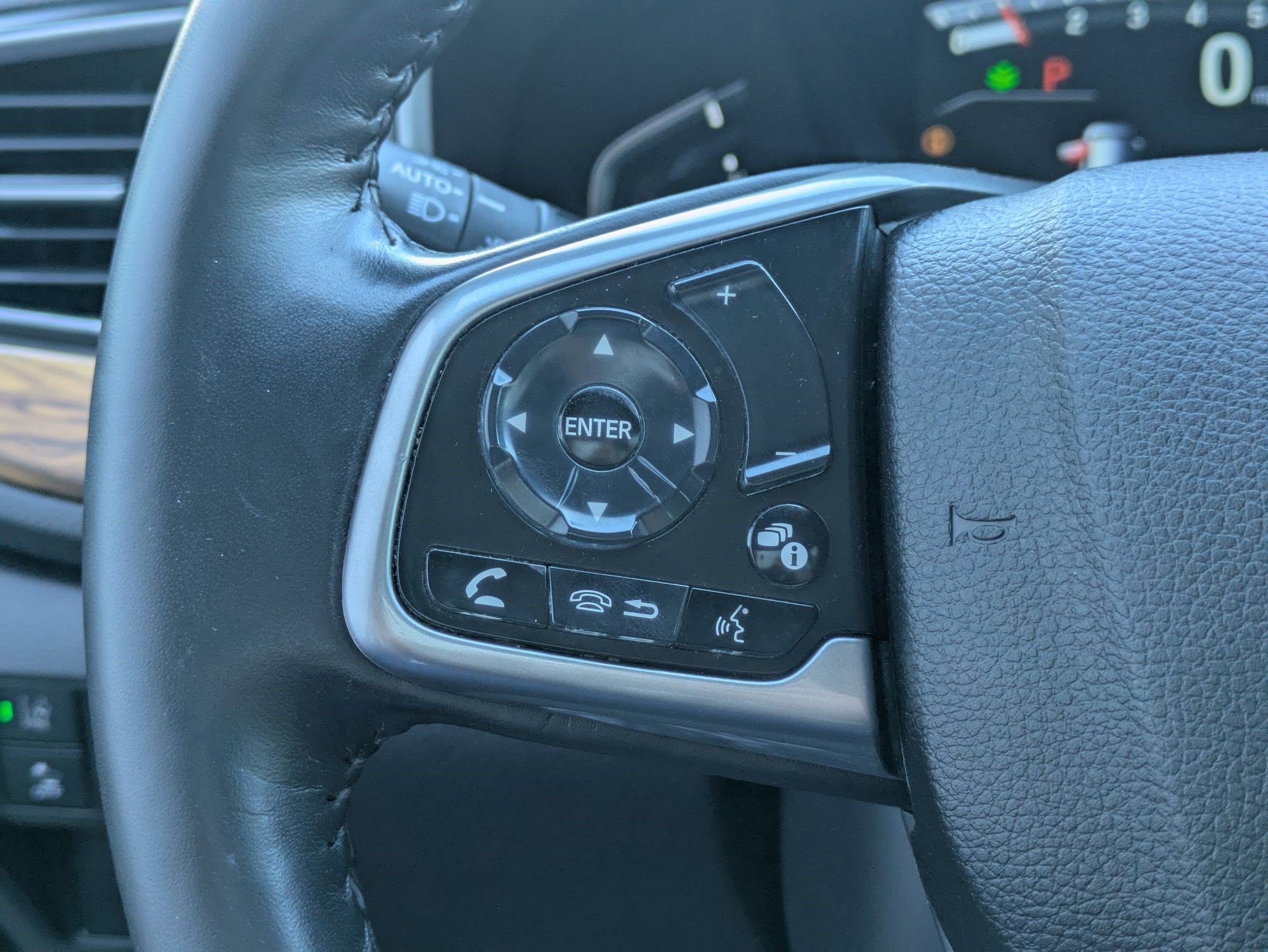 Used 2022 Honda CR-V Touring image 19