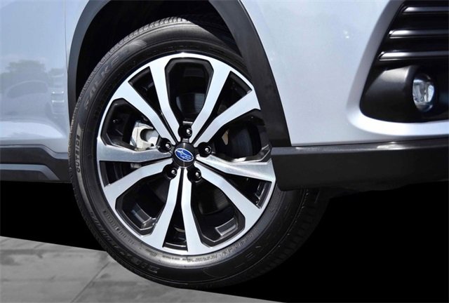 Used 2024 Subaru Forester Limited image 3