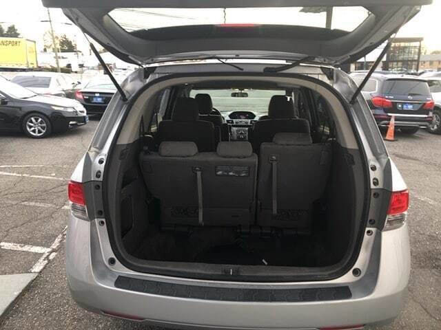 Used 2014 Honda Odyssey LX image 8