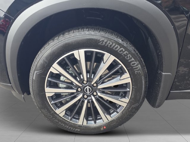 New 2026 Nissan Pathfinder Platinum AWD/4WD image 14