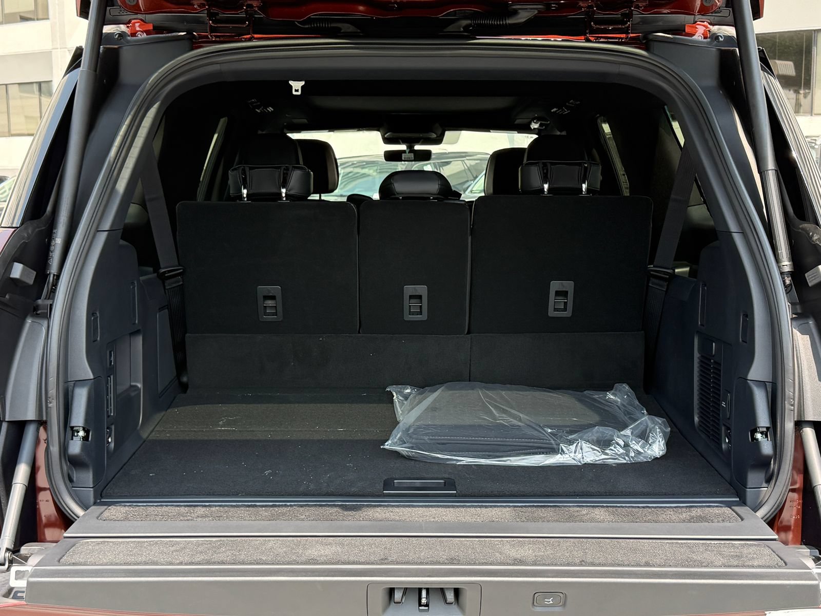 New 2027 Lincoln Navigator L Reserve w/ Jet Appearance Package AWD/4WD image 19