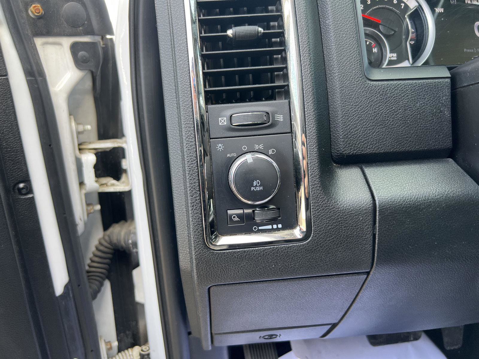 Used 2015 RAM 1500 Sport w/ Remote Start & Security Group image 15