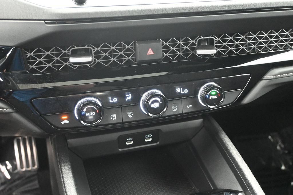 Used 2024 Honda Accord Sport image 14