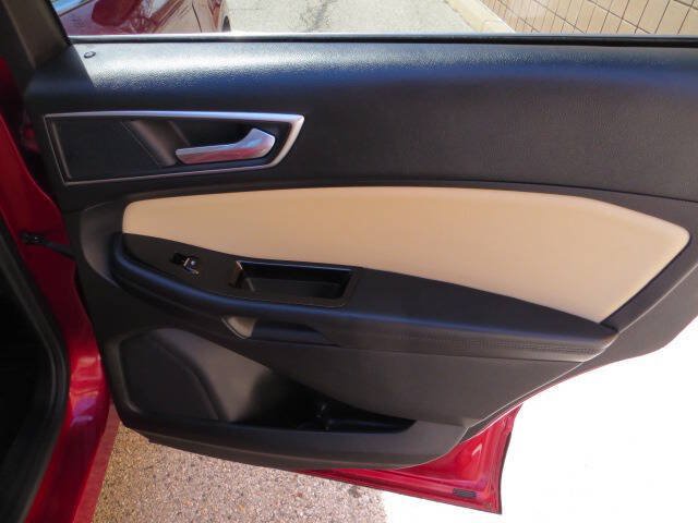 Used 2015 Ford Edge SEL w/ Canadian Comfort Package FWD image 23