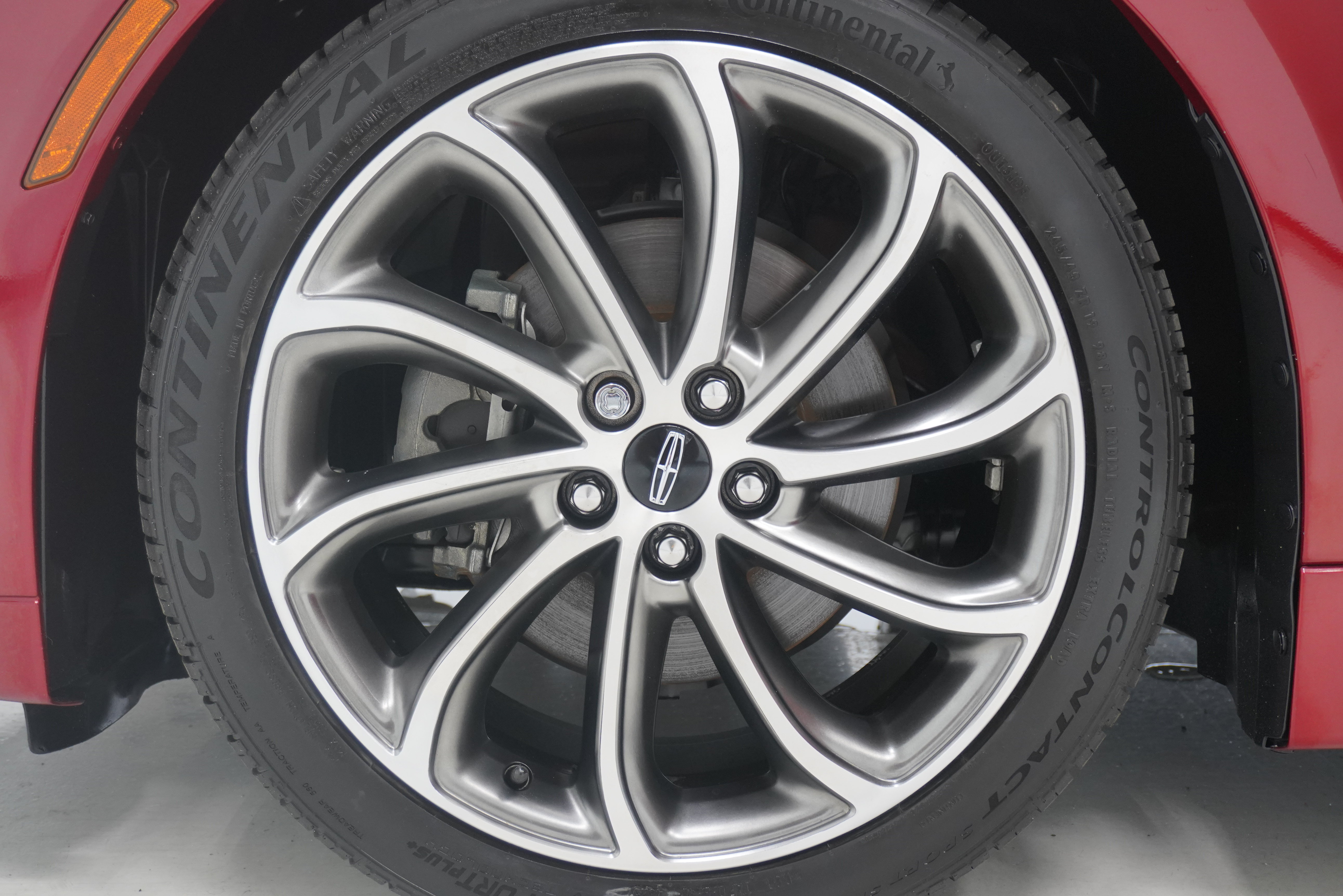 Used 2019 Lincoln MKZ Reserve w/ Reserve Plus Package FWD image 33