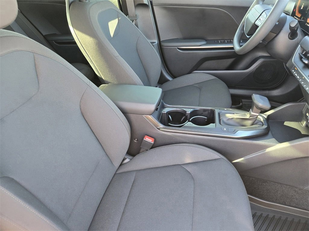 New 2026 Kia K4 LXS image 10
