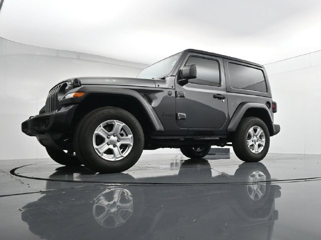 Used 2023 Jeep Wrangler Sport AWD/4WD image 32