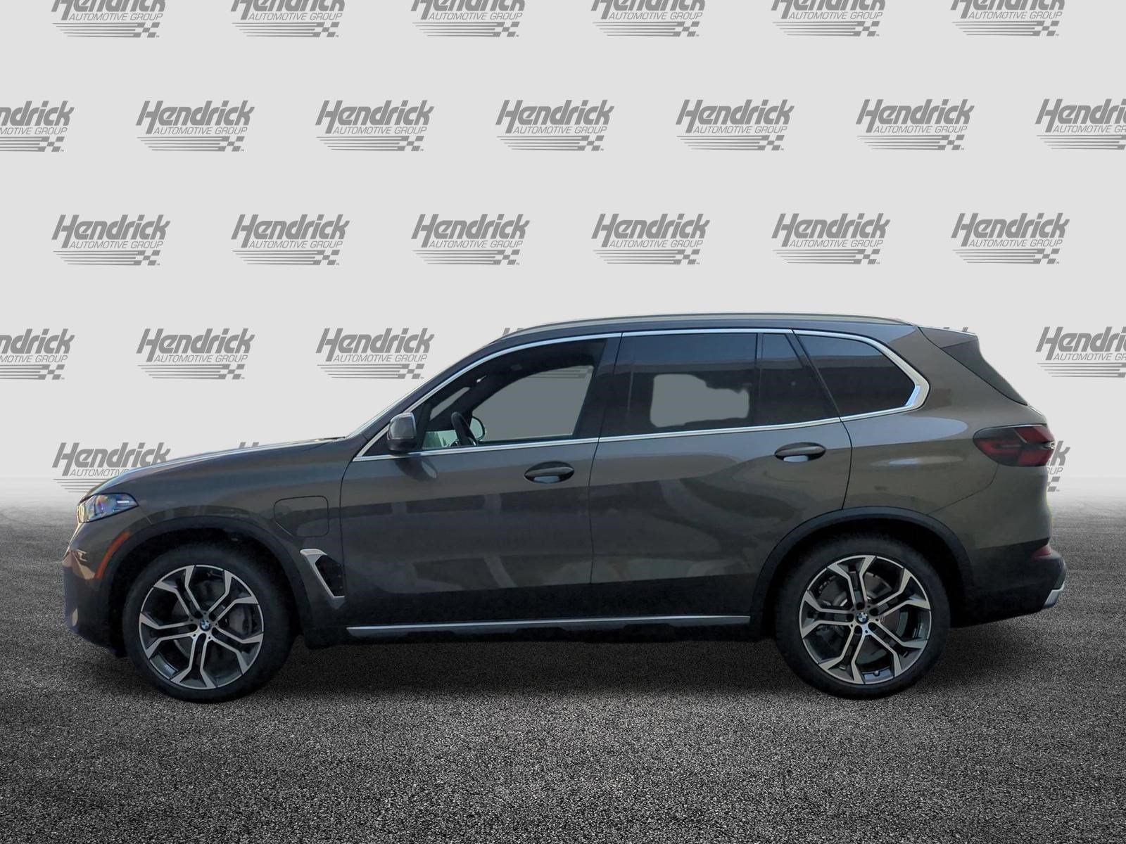 New 2026 BMW X5 xDrive50e AWD/4WD image 7