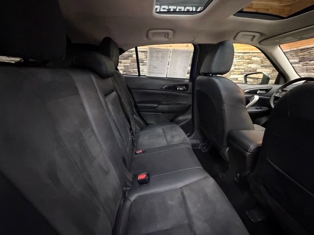 Used 2022 Mitsubishi Eclipse Cross SEL AWD/4WD image 34