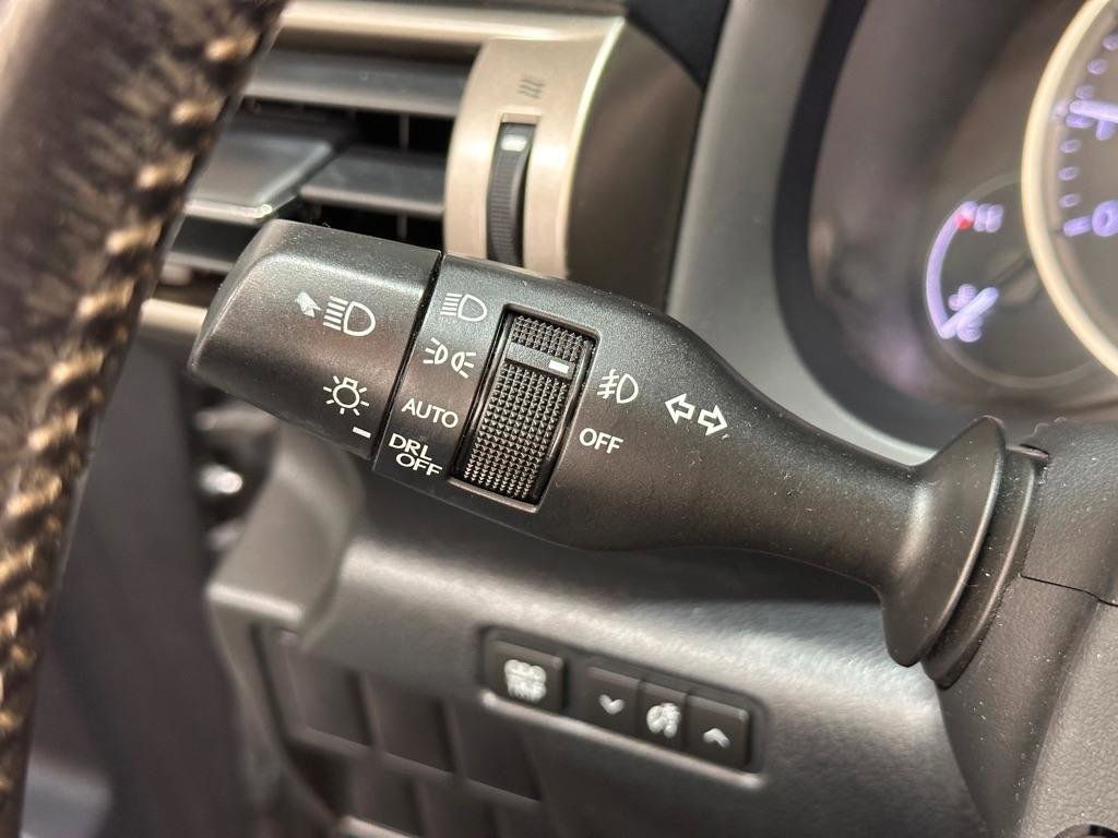 Used 2015 Lexus IS 250 image 31