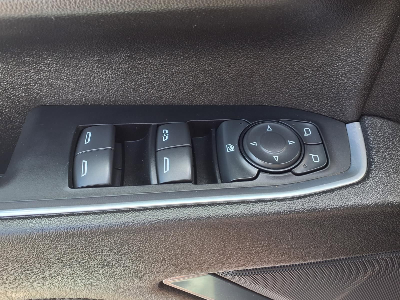 Used 2024 Chevrolet Silverado 2500 LT AWD/4WD image 10