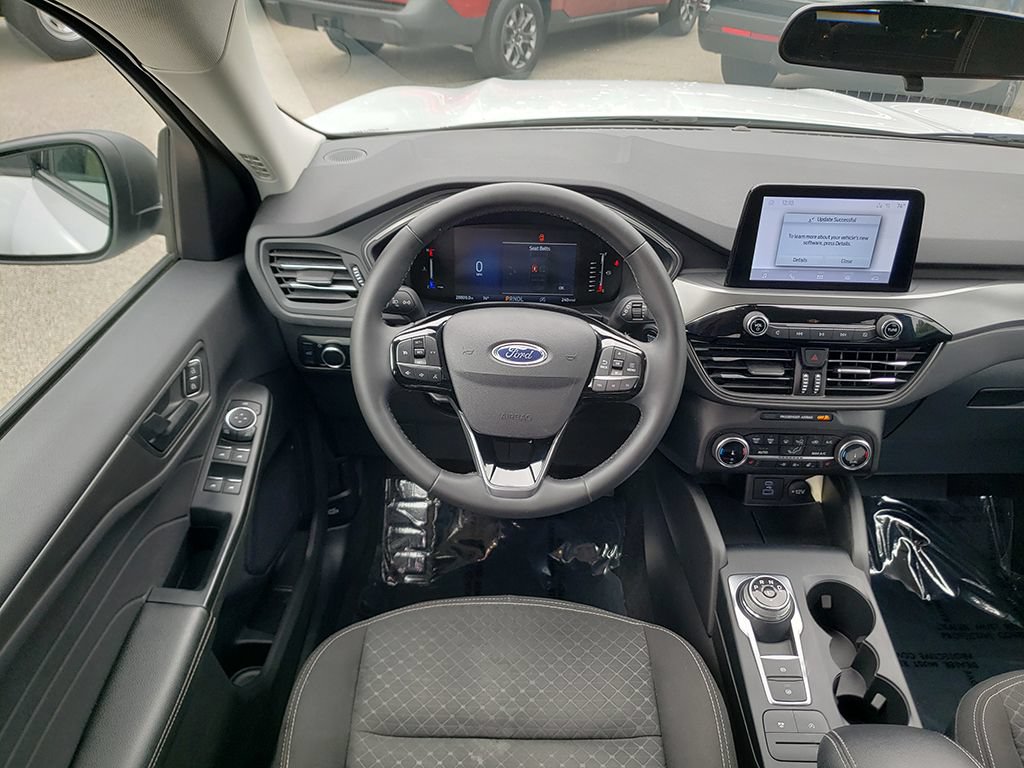 Certified 2023 Ford Escape Active AWD/4WD image 14