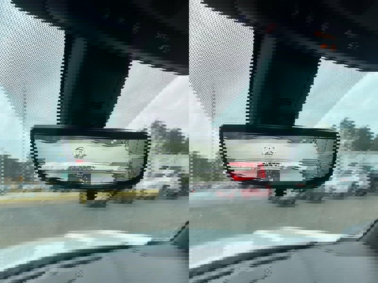 Used 2022 GMC Yukon XL Denali w/ Denali Premium Package image 24