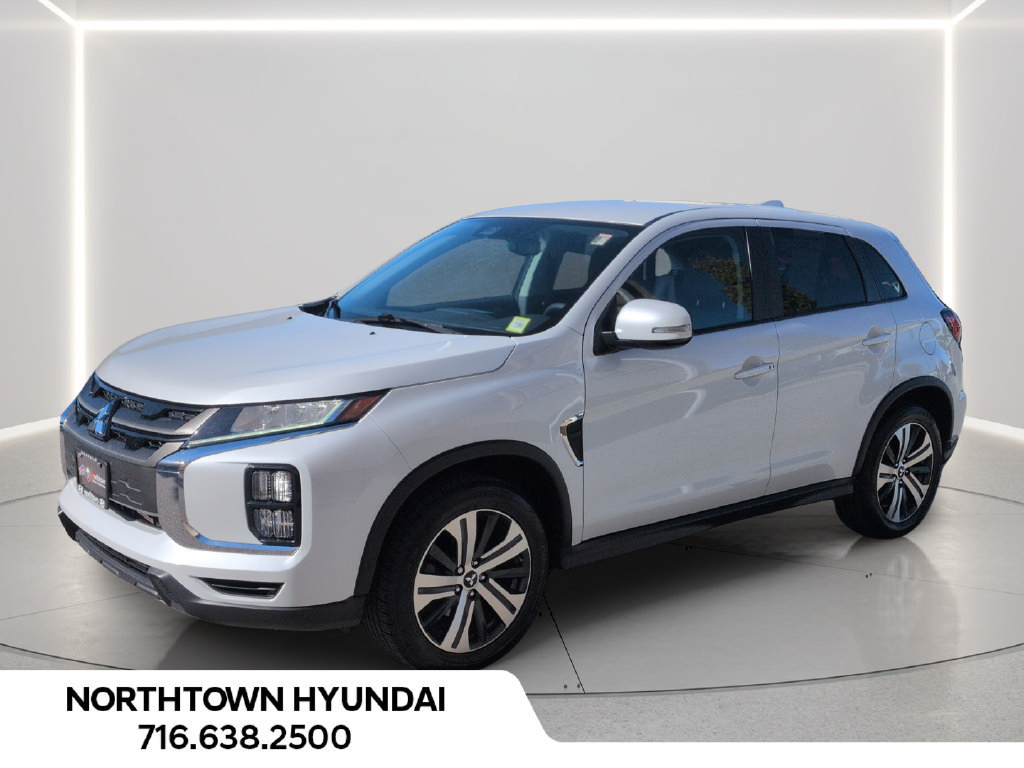 Used 2022 Mitsubishi Outlander Sport SE FWD image 1