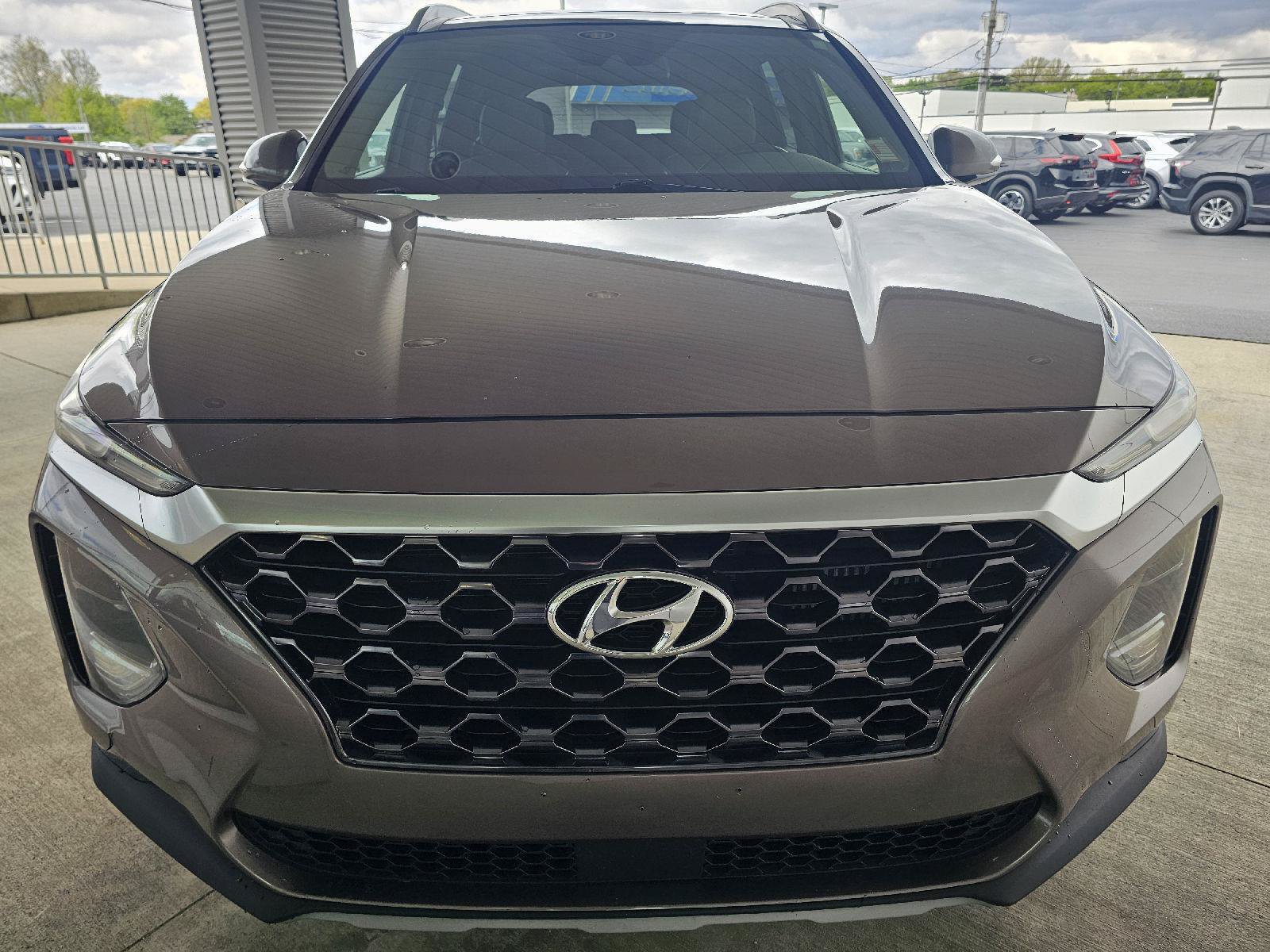 Used 2019 Hyundai Santa Fe Limited FWD image 8