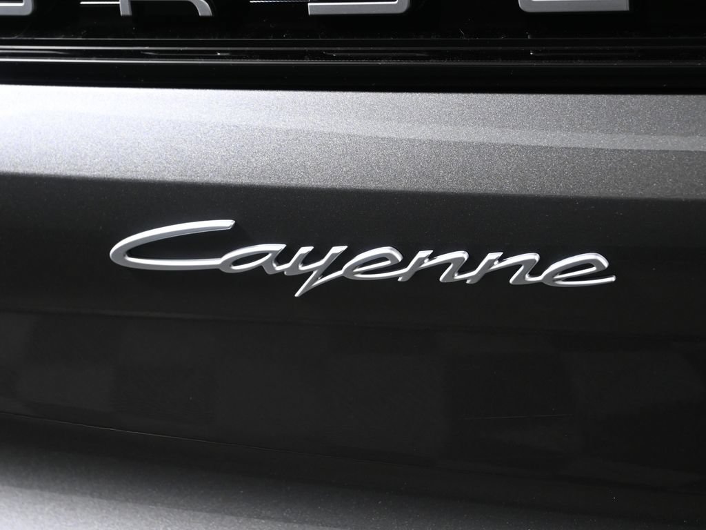 Used 2026 Porsche Cayenne Coupe AWD/4WD image 43