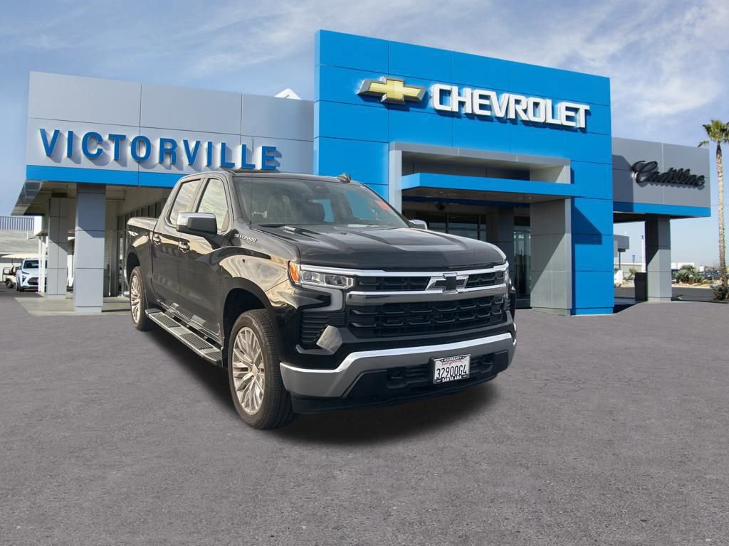 Used 2025 Chevrolet Silverado 1500 LT image 3